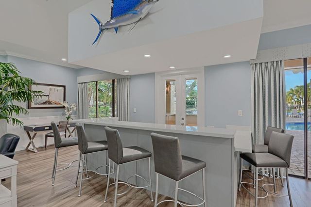 2320 Treasure Isle Drive A74, Palm Beach Gardens, FL 33410