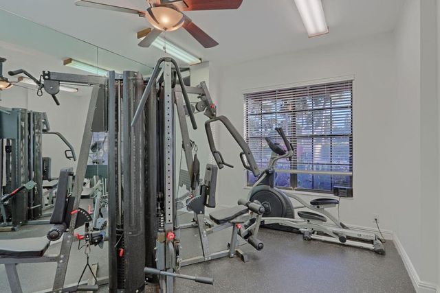 2320 Treasure Isle Drive A74, Palm Beach Gardens, FL 33410