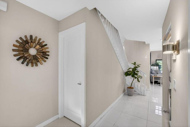 2320 Treasure Isle Drive A74, Palm Beach Gardens, FL 33410