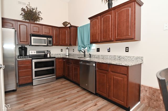 1896 Windsor Lane, Danville, IN 46122