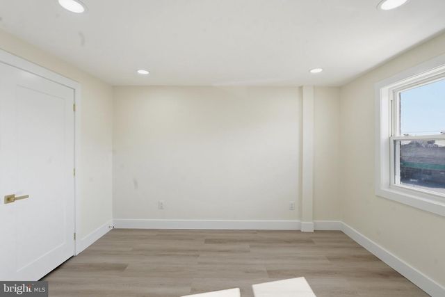 649 LAWLER ST, Philadelphia, PA 19116