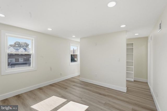 649 LAWLER ST, Philadelphia, PA 19116