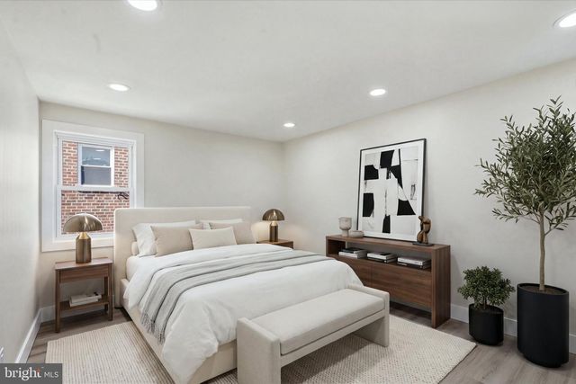 649 LAWLER ST, Philadelphia, PA 19116