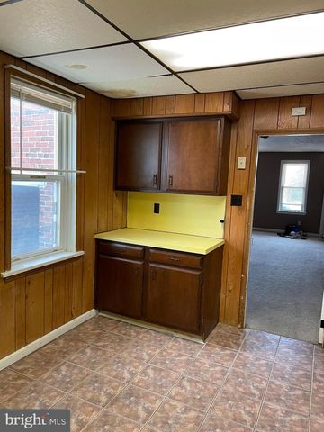 813 BROWN ST, Wilmington, DE 19805