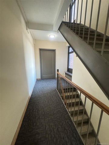 99-63 66 Avenue C8, Rego Park, NY 11374