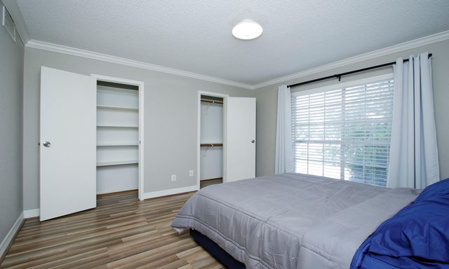 2120 El Paseo Street 3104, Houston, TX 77054