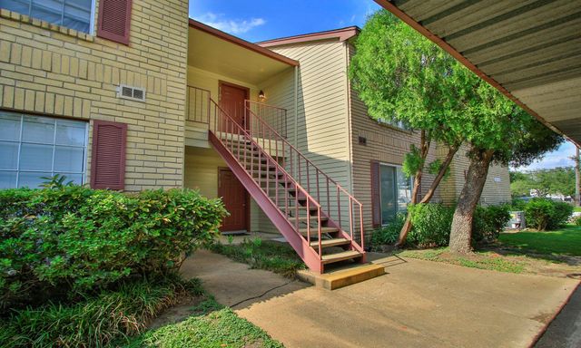 2120 El Paseo Street 3104, Houston, TX 77054