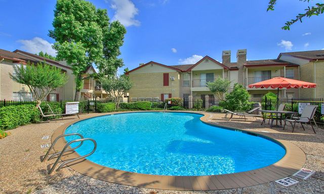 2120 El Paseo Street 3104, Houston, TX 77054