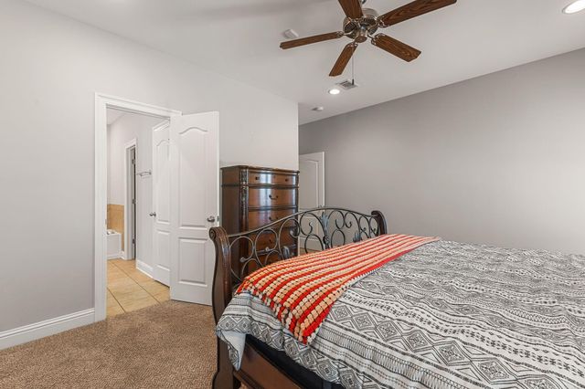 10 Apalachee, Hattiesburg, MS 39402