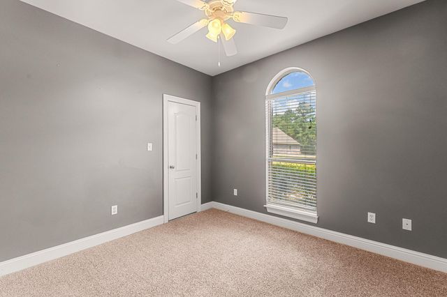 10 Apalachee, Hattiesburg, MS 39402