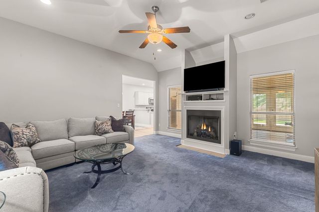 10 Apalachee, Hattiesburg, MS 39402