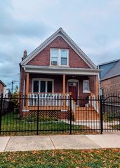 1041 N Spaulding Avenue, Chicago, IL 60651