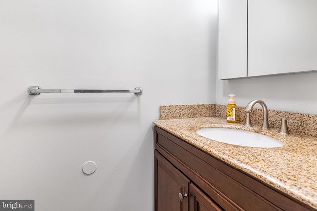 994 BANCROFT PL, Warminster, PA 18974