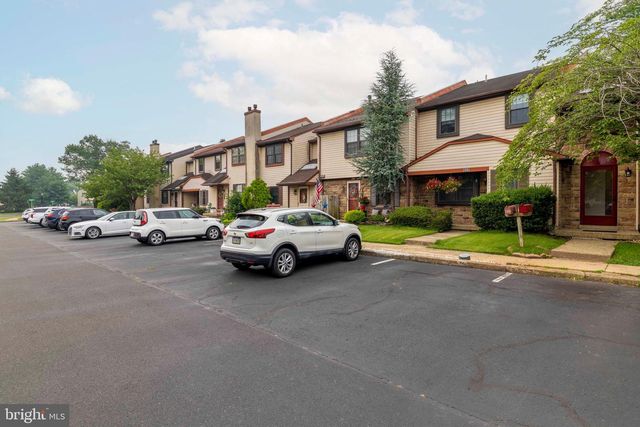994 BANCROFT PL, Warminster, PA 18974