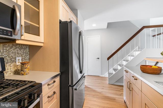 994 BANCROFT PL, Warminster, PA 18974