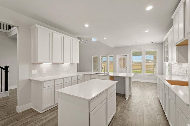 4523 Whisperwood Drive, Rosenberg, TX 77471