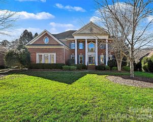 2214 Highland Forest Drive, Waxhaw, NC 28173