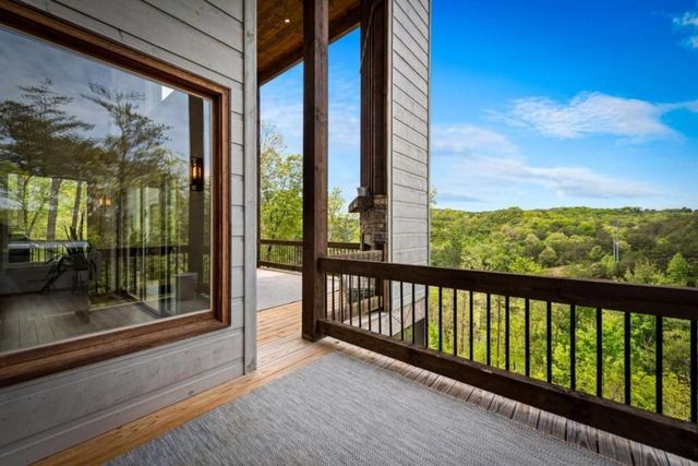 670 River Hill Road, Mineral Bluff, GA 30559
