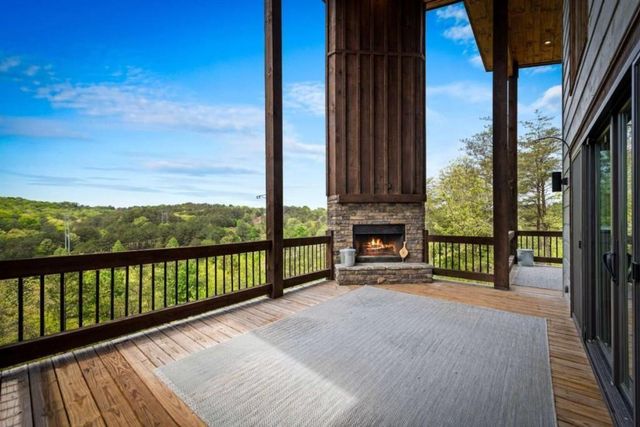 670 River Hill Road, Mineral Bluff, GA 30559