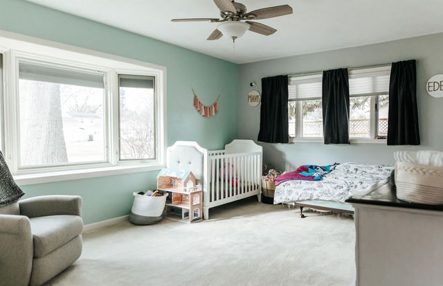 1310 Lilac Lane, Cedar Falls, IA 50613