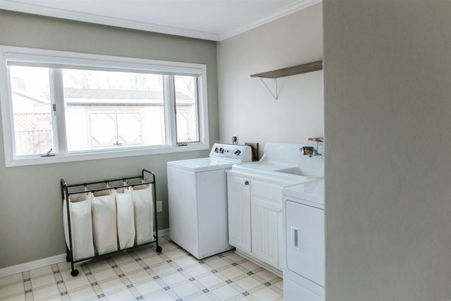 1310 Lilac Lane, Cedar Falls, IA 50613