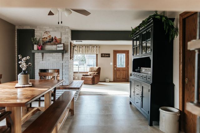 1310 Lilac Lane, Cedar Falls, IA 50613