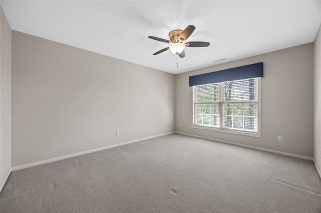 4899 Oak Grove Court NE, Cedar Rapids, IA 52411