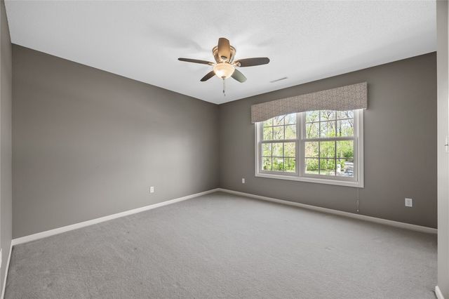 4899 Oak Grove Court NE, Cedar Rapids, IA 52411
