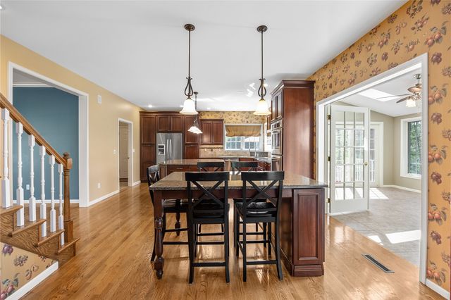 4899 Oak Grove Court NE, Cedar Rapids, IA 52411