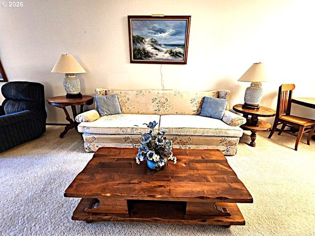 9420 Sw BRENTWOOD Pl, Portland, OR 97224