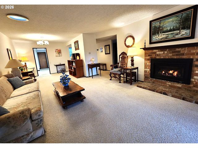 9420 Sw BRENTWOOD Pl, Portland, OR 97224