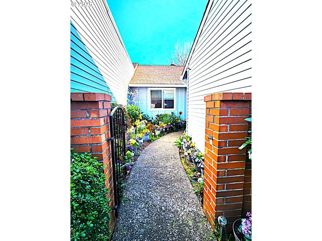 9420 Sw BRENTWOOD Pl, Portland, OR 97224