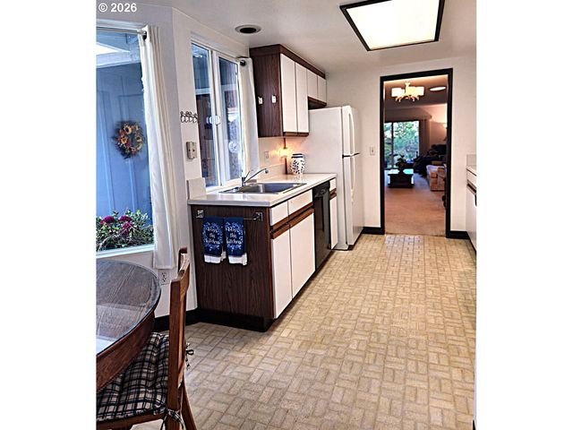 9420 Sw BRENTWOOD Pl, Portland, OR 97224