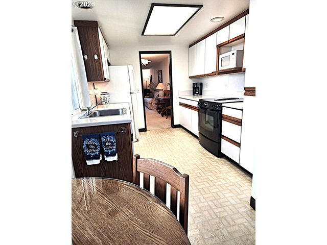 9420 Sw BRENTWOOD Pl, Portland, OR 97224