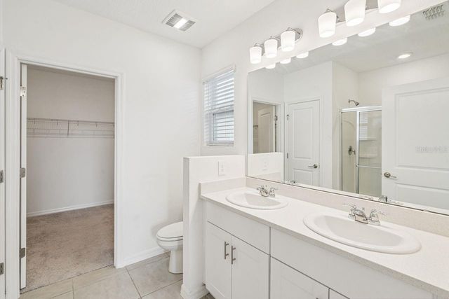 33813 SKY BLOSSOM CIRCLE, Leesburg, FL 34788