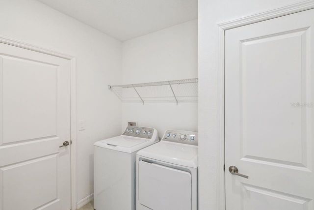 33813 SKY BLOSSOM CIRCLE, Leesburg, FL 34788