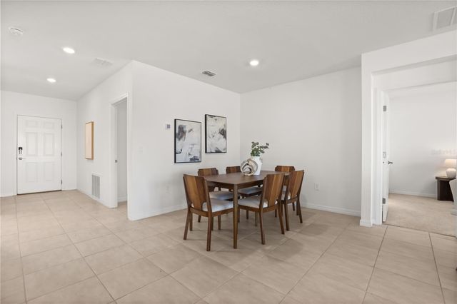 33813 SKY BLOSSOM CIRCLE, Leesburg, FL 34788