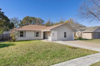 2311 Trails End, Kerrville, TX 78028