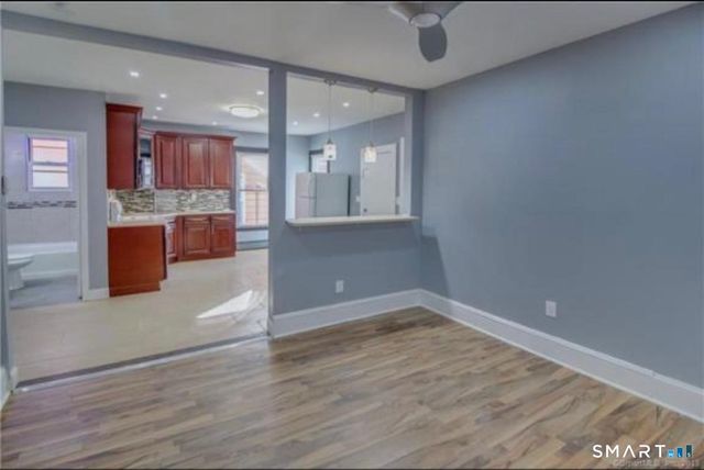 36 Lee Avenue, Bridgeport, CT 06605