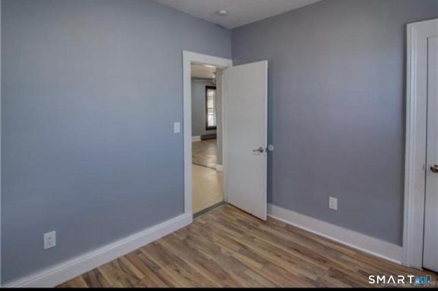 36 Lee Avenue, Bridgeport, CT 06605