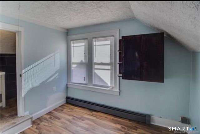 36 Lee Avenue, Bridgeport, CT 06605