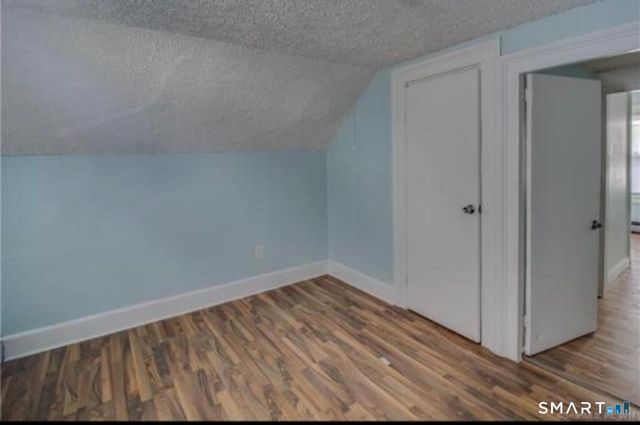 36 Lee Avenue, Bridgeport, CT 06605