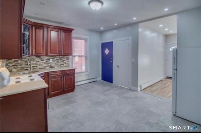 36 Lee Avenue, Bridgeport, CT 06605