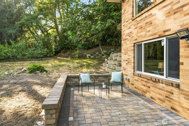 629 SW 3rd Place, Renton, WA 98057