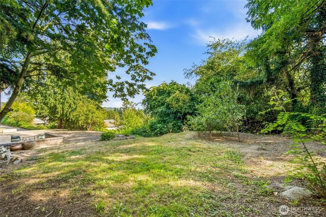 629 SW 3rd Place, Renton, WA 98057