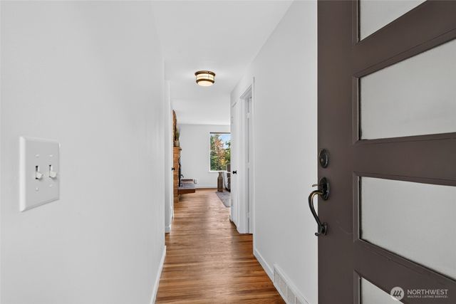 629 SW 3rd Place, Renton, WA 98057