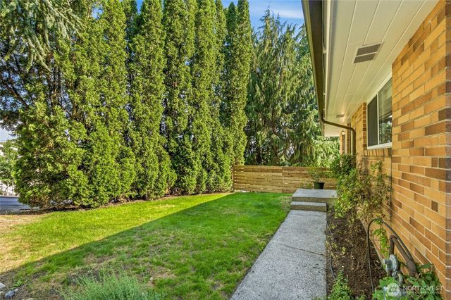 629 SW 3rd Place, Renton, WA 98057