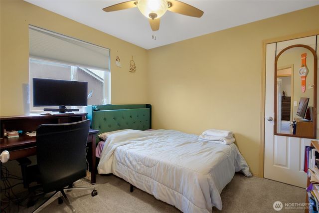 16566 Rainier View Drive SE, Yelm, WA 98597