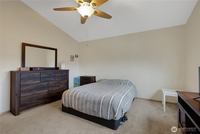 16566 Rainier View Drive SE, Yelm, WA 98597