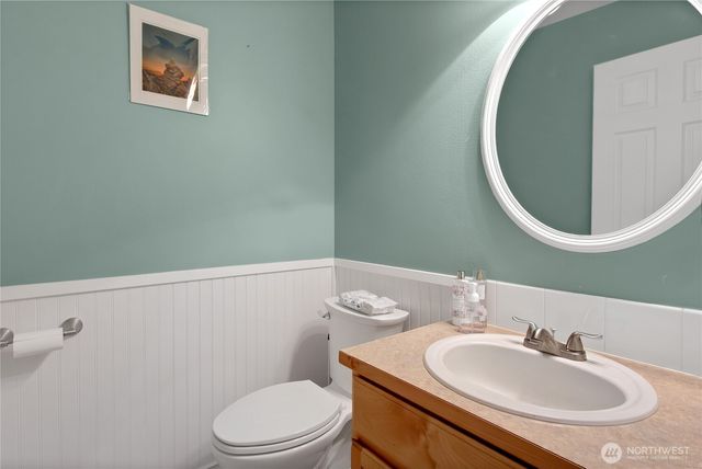 16566 Rainier View Drive SE, Yelm, WA 98597